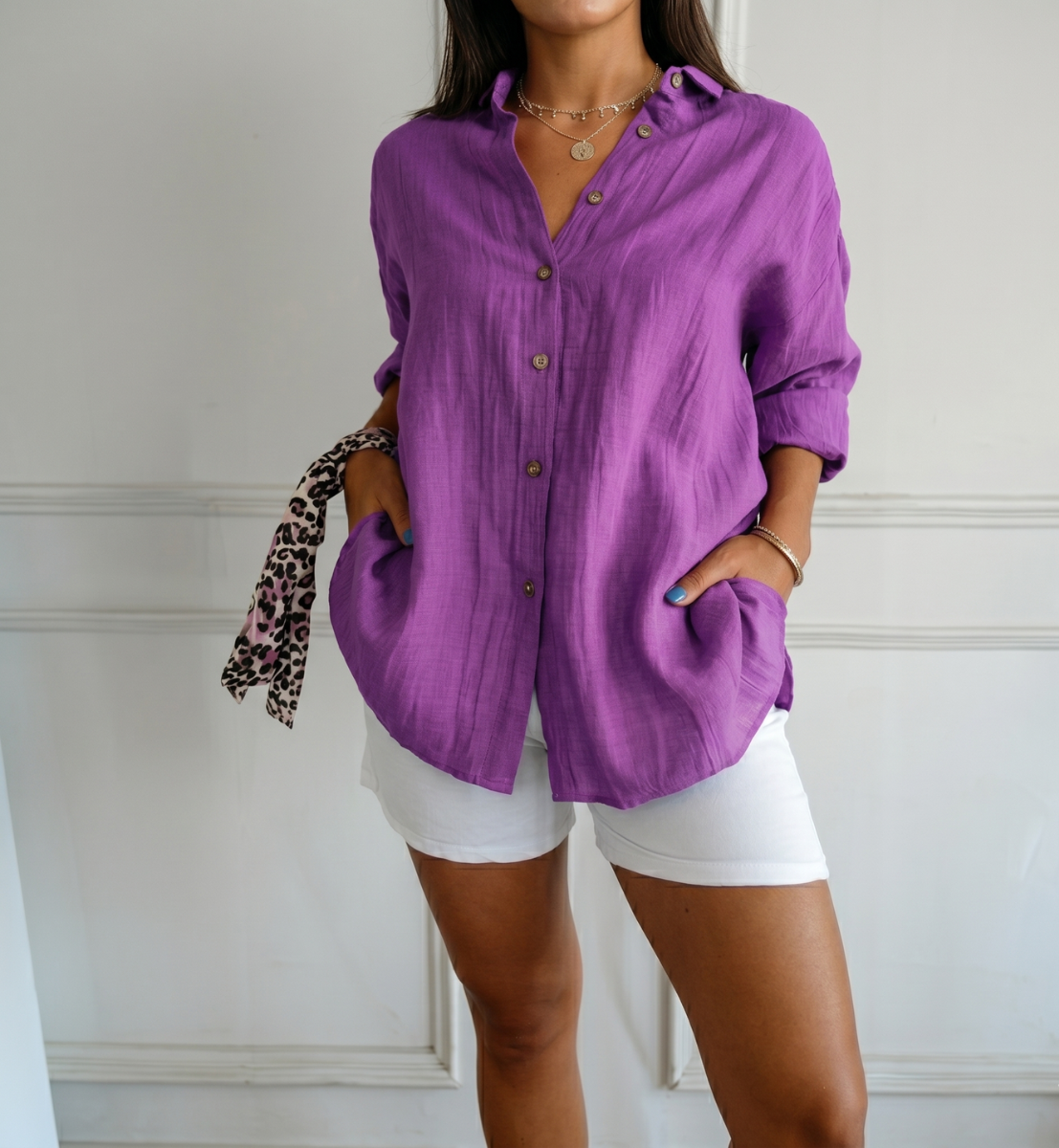 [Liquidação: Compre 1 e Leve 3] Camisa Ibiza™ em Linho de Algodão com Design Semi Plissado / Conforto e Estilo que Abraçam a Mulher Elegante!